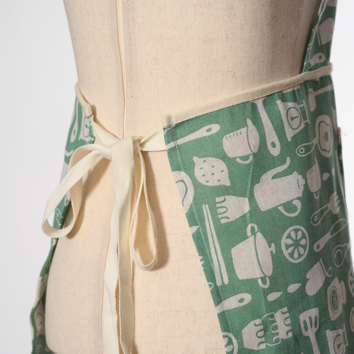 Linen Kitchen Apron with Adjustable Neck Strap